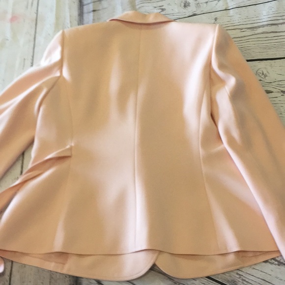 Kasper blush ruffled suit - Picture 7 of 14